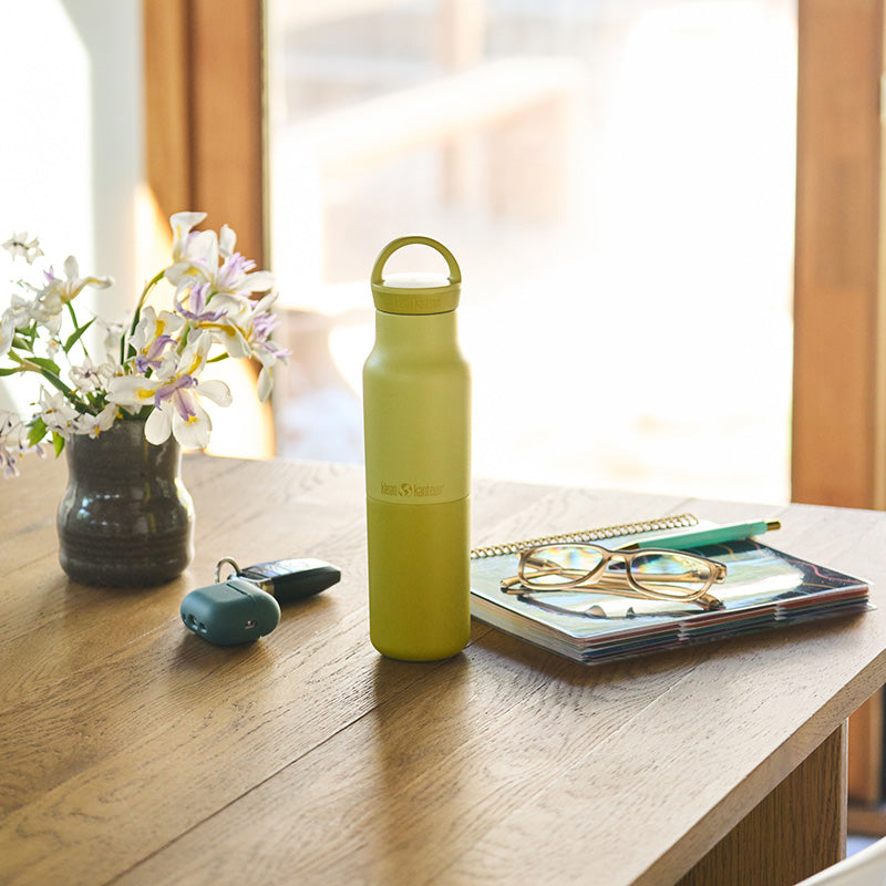 12oz-rise-classic-with-arch-loop-cap-k3 12oz_rise_classic_insulated_acacia_table_square.jpg