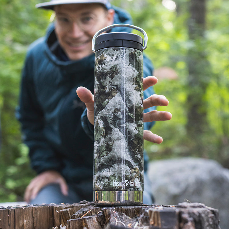20oz-tkwide-with-twist-cap-mossy-oak-d8 20oz_bottle_twist_mossyoak_terragila_closeup_square.jpg