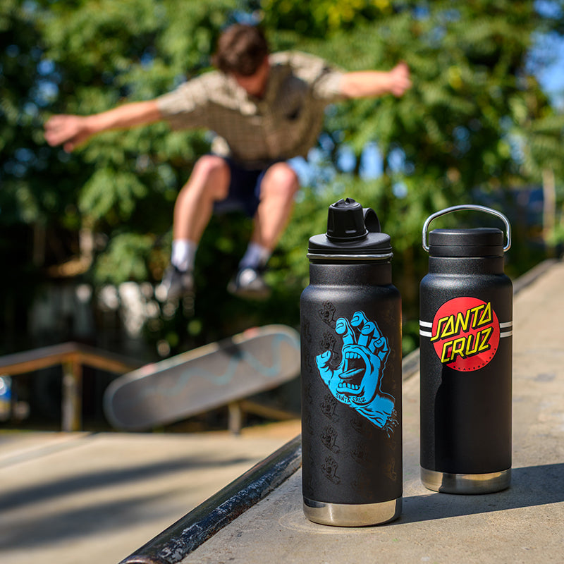 32oz-tkwide-with-twist-cap-santa-cruz-l5 32oz_20oz_water_bottles_santacruz_skater_ramp_square.jpg