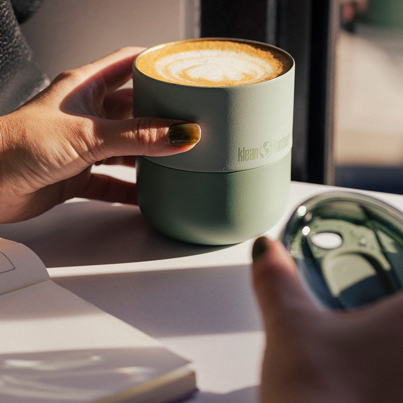 slide-lid-i5 8oz_rise_lowball_iceberg_coffee_espresso_sun_slide_lid_closeup_square.jpg
