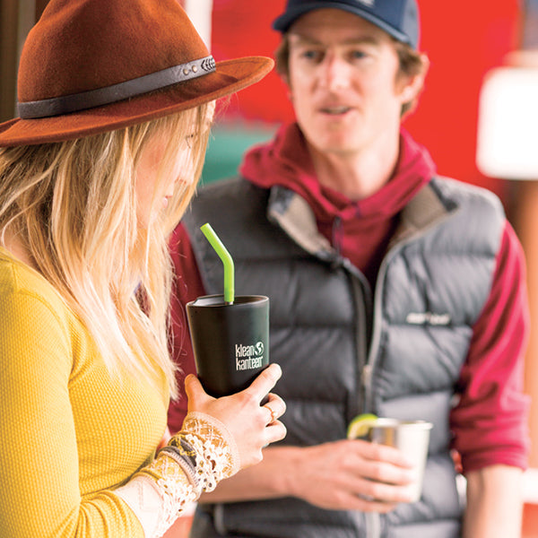 tumbler-straw-lid-with-straw-v4 K16VSSC-SB-guy-girl_style_9a499e23-5b7a-4a0d-b42e-d1b4b02627b2.jpg
