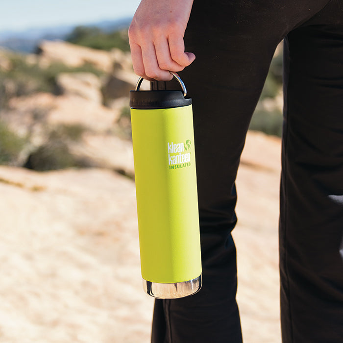 tkwide-cafe-cap-n4 K20TKWPCC-JP-cafecap-loop-hiking_lifestyle.jpg