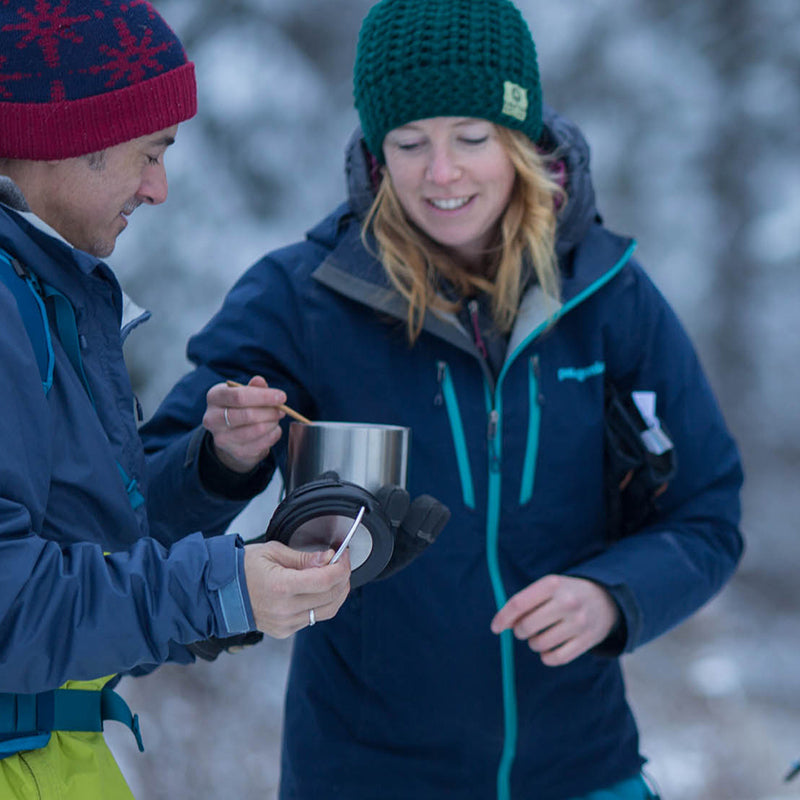 16oz-tkcanister-food-container-n0 food_canister_16oz_snow_group_skiiers_square.jpg