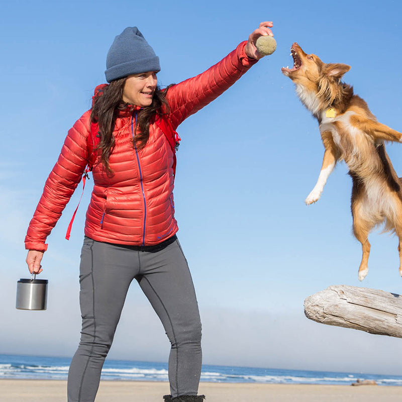 32oz-tkcanister-food-container-l8 food_canister_32oz_girl_beach_dog_jump_square.jpg