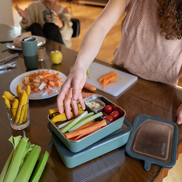 55oz-rise-food-box-big-meal-i6 rise_food_lunch_box_big_meal_veggie_dividers_square.jpg