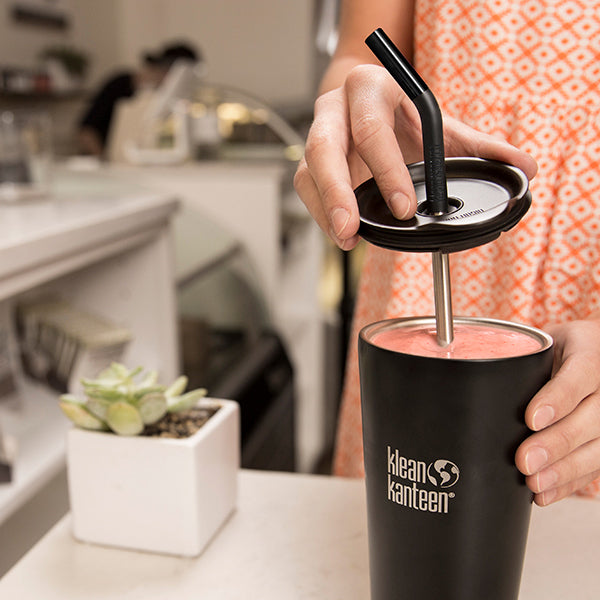 tumbler-straw-lid-with-straw-v4 steel_straw_smoothie-At-Counter-With-Lid_lifestyle_a071dbd2-9fd8-4eea-b04c-2a3732ff8612.jpg